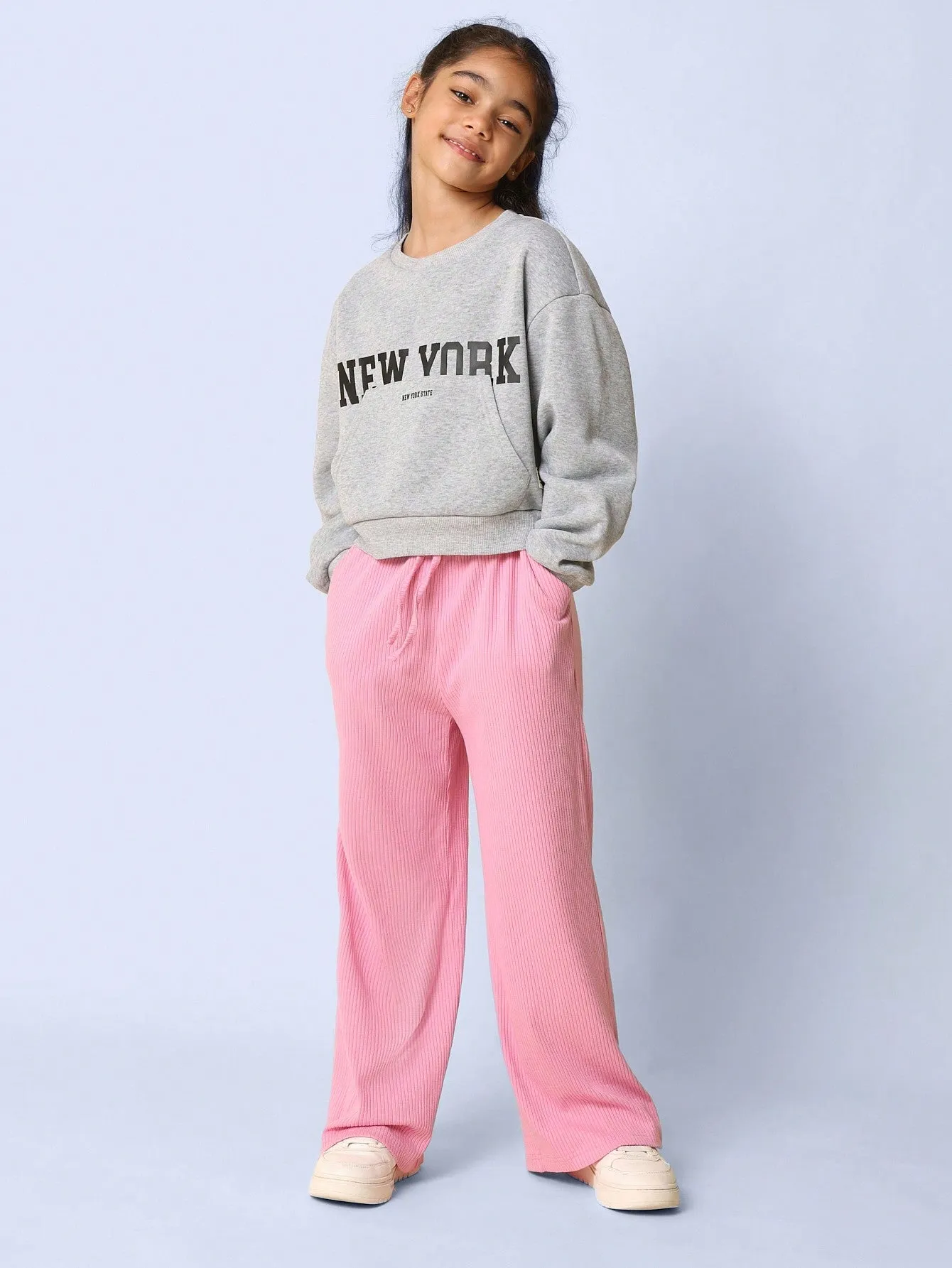 Tween Girls Comfy Cropped New York Graphic Print Crew Neck Sweatshirt